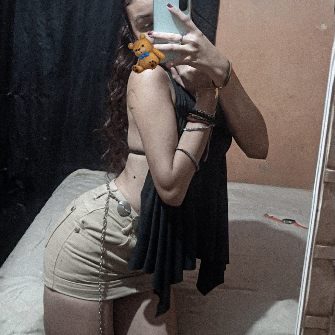 rina tweet media