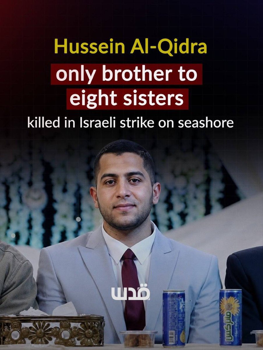 bundaathira's tweet photo. Kemarin penjajah membunuh 4 warga Gaza dalam serangan di pantai Mawasi Khan Younis.

Salah satunya adalah Hussein Al-Qidra, anak laki-laki satu-satunya dalam keluarganya, yang tumbuh di antara 8 saudara perempuan. https://t.co/hLICblJa6M