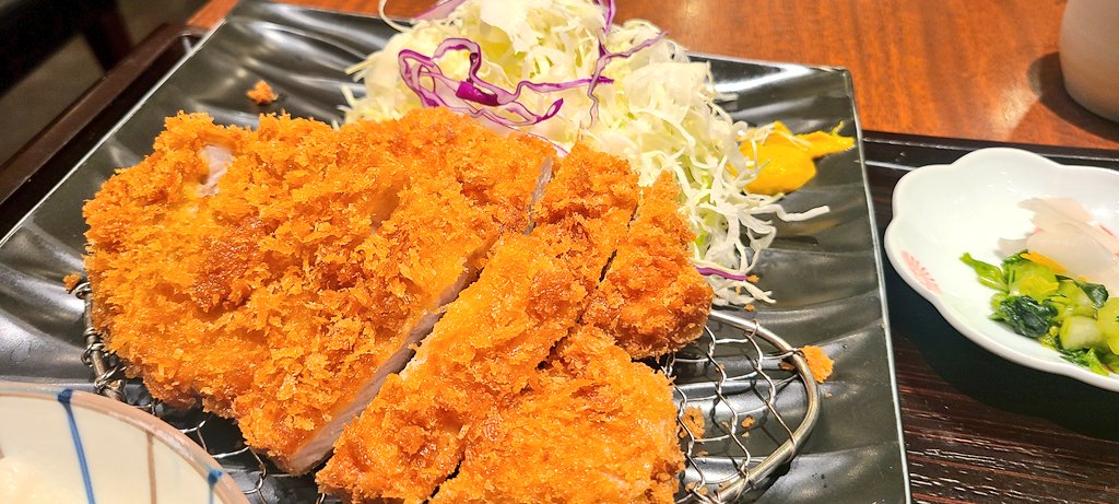 qfpapa's tweet photo. W和幸御飯
@とんかつ和幸 
安定の和幸さんでお昼ごはん
ぶれない美味しさでありがたや～

#とんかつ和幸 https://t.co/Uytq4W3CEp