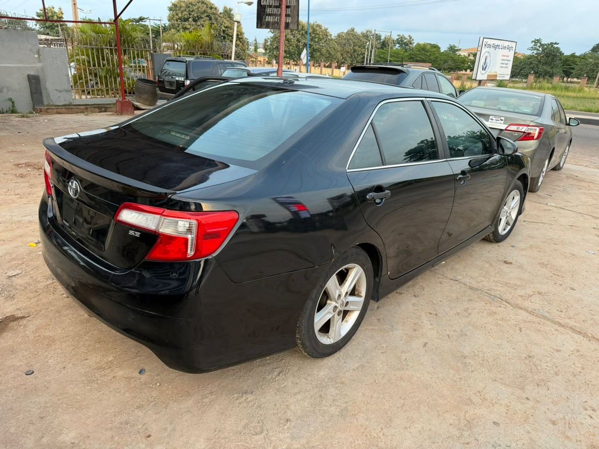 aakinfalola's tweet photo. 🔥🔥🔥Awoof Sales🔥
 June 2026 Entry
Toks Toyota Camry SE 2013 Model.
THUMBSTART AND SUNROOF.
Accident free 💯 
Engine 💯 
Gear 💯 
Ac chilling 💯
Catalyst intact ✅✅
Price: #13million naira only.
location: Osogbo.
07037806593
#sarkinmota #carsnationn #insideosogbo https://t.co/bGAgyT23Ym