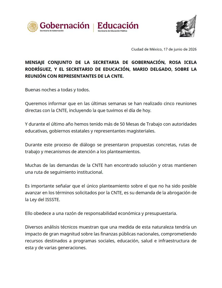SEP_mx's tweet photo. #TuSecretarioInforma🗞️ | En las últimas semanas hemos realizado cinco reuniones directas con la CNTE y 50 mesas de trabajo con autoridades educativas, gobiernos estatales y representantes magisteriales.

Reiteramos nuestra disposición al diálogo para avanzar en acuerdos en favor del magisterio.

https://t.co/DoYmE66O10
