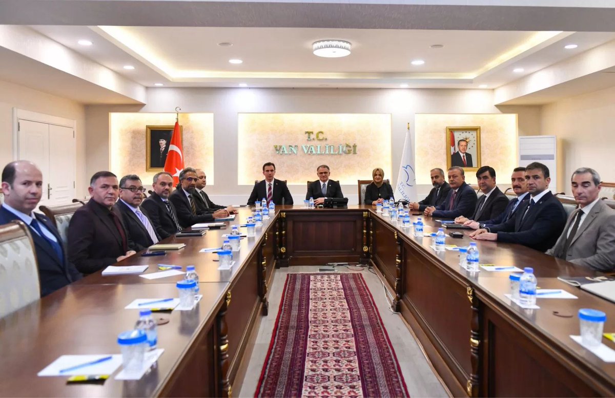 BitlisHaberA's tweet photo. Van Gölü Havzası Sürdürülebilir Gelecek Çalıştayı hazırlık toplantısı yapıldı 
https://t.co/N60pdyNuPL https://t.co/6A8C5kTZiq