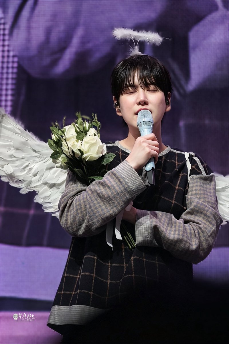 yyyankkk's tweet photo. 2026.06.07 Hotel 203 • Kyuhyun

🩵🩵
@GaemGyu 

#규현 #조규현 #슈퍼주니어 #KyuHyun #圭賢 https://t.co/XIpn4DVROp