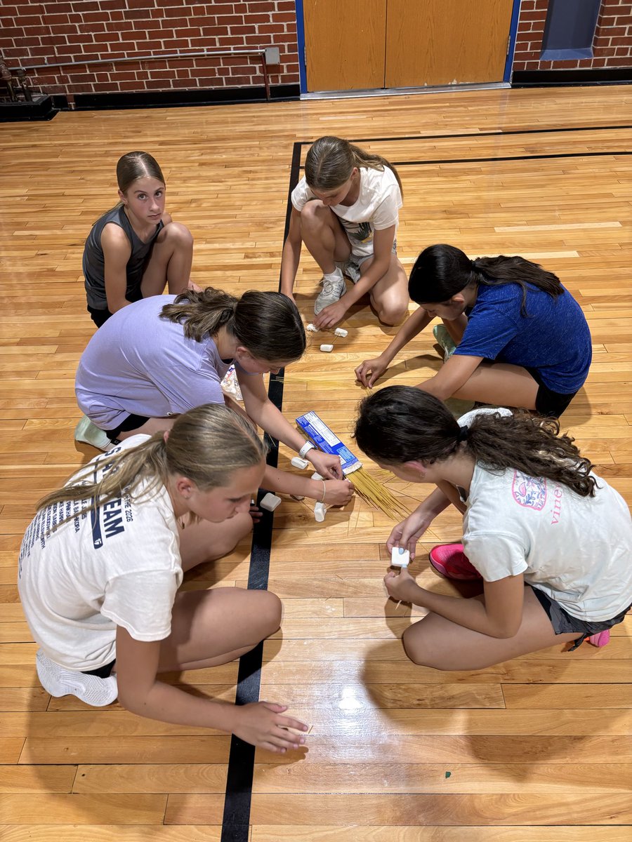 HoopsMm's tweet photo. Tonight we traded practice for team bonding. It was worth it!
Lots of laughs, great memories, and an opportunity for the girls to grow closer as teammates and friends. Team chemistry isn’t  built only on the court. It’s built through trust, communication, and having fun together. https://t.co/T2AznIGg4m
