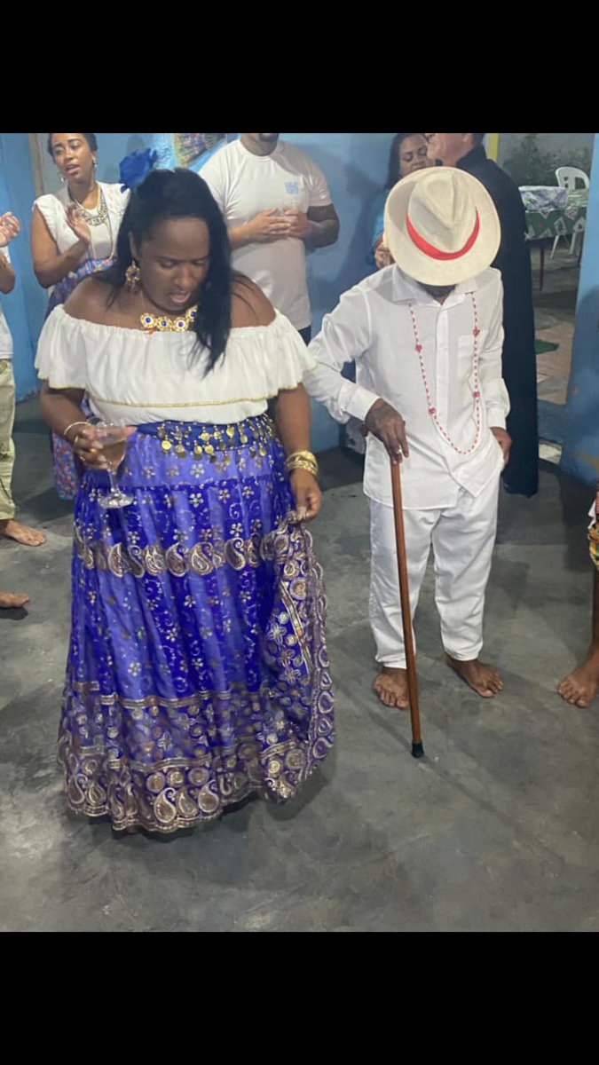 vitinho22sonso's tweet photo. Ele sempre será o Dono da minha vida, sem Zé e cigana não serei nada, amo vcs 2 ❤️‍🩹❤️🤞🏾 https://t.co/w10cdKfufS