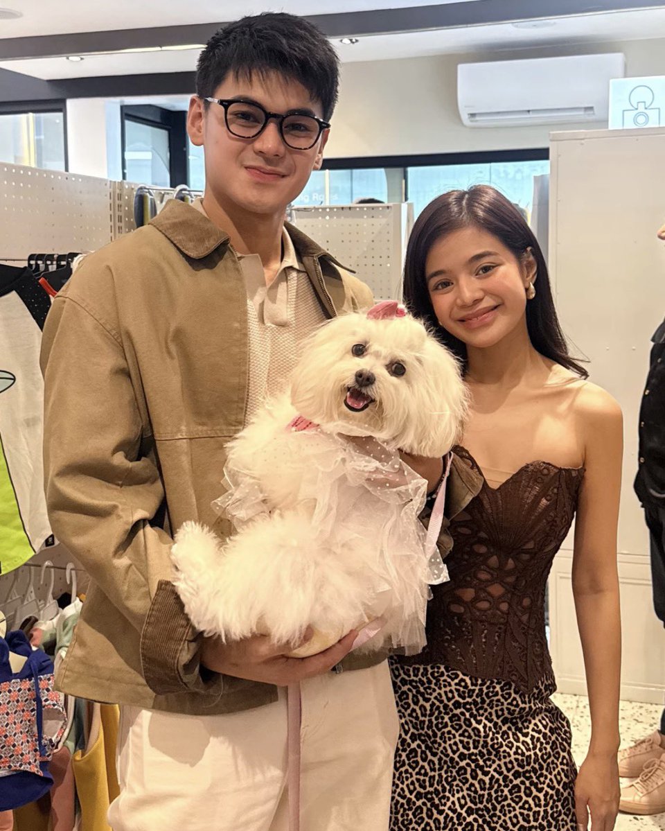 xoxodusbi's tweet photo. Dustin and Bianca with Callie the Maltese at yesterday’s event 😍 https://t.co/CxiBd2AaII