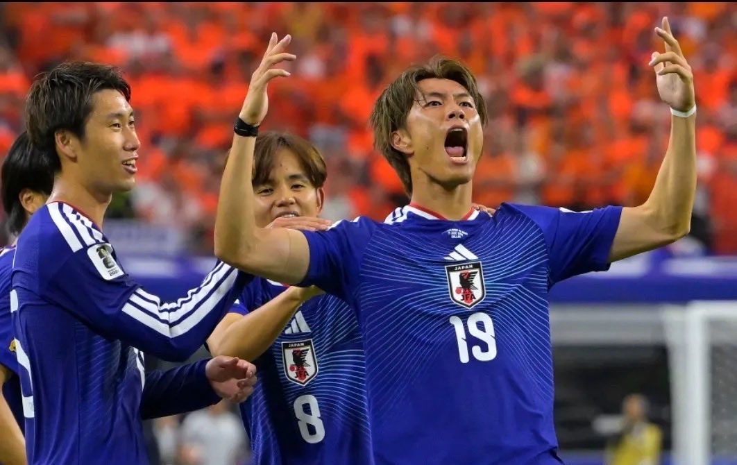 CerezoZlatan's tweet photo. 小川のゴールか!!
↓
鎌田当たってたんか!!(鎌田のひとさわり)
↓
塩貝支えてたんか!! ←New‼️ https://t.co/SzpqXZJND0