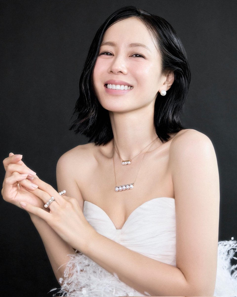 grass0610's tweet photo. ELLE Taiwan update 

https://t.co/DyUUdUFREE

#SonYejin
#ソン・イェジン
#손예진 
#孫藝真 https://t.co/jhdssR0Iev