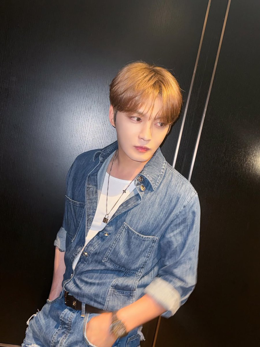 Kkorepo's tweet photo. #ジェジュン、デニムスタイルで放つナチュラルな魅力…ラジオ出演＆イベントのビハインドカット公開
🔗https://t.co/el5r1O6wEL https://t.co/5RrmGO3Nub