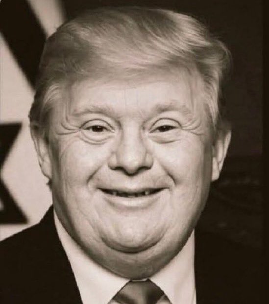 RoyalIntel_'s tweet photo. 🚨BREAKING: Iran will charge fees on vessels that enter the strait of Hormuz, per Trump’s deal.

“Unconditional surrender” 🤡 https://t.co/9q3Zf06RqN