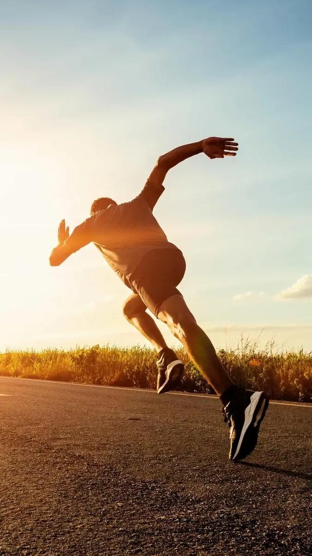 miklaev_e's tweet photo. Today I’m ditching my comfort zone to run that 10K I’ve always feared. No excuses, just forward momentum—what’s YOUR next big move https://t.co/9VAFTpoFVA
