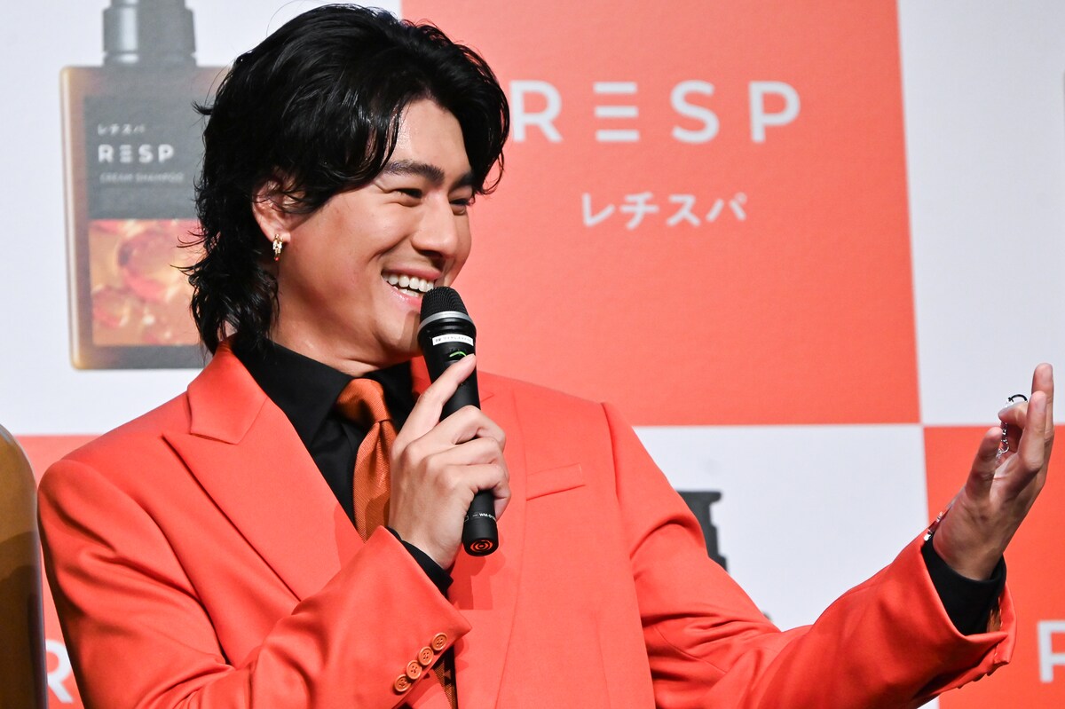natalie_mu's tweet photo. ＼会見レポ（写真7枚）🧴／

SixTONES森本慎太郎が妖精役で
ヘアケアブランド・レチスパのCM出演

「小さくなった自分って意外とかわいい」
「メンバーに感想を聞きたい」
🔗https://t.co/0lj5gtYahp

#SixTONES #森本慎太郎 https://t.co/B0yKEc0MVQ