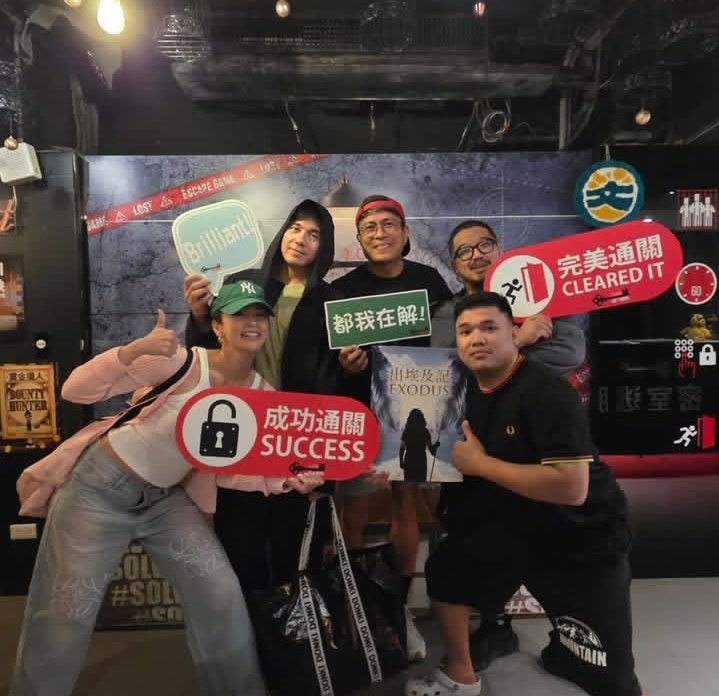 claa1ree's tweet photo. lakas nung paulo may bitbit na jowa sa business trip nya in taiwan, hindi pwede magkalayo ng ilang araw talaga nuh🤧. grabe sobrang pretty naman ni kimmyy🥹🤏

cto📷 https://t.co/hSISe2yphP