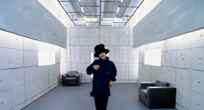 AA_Mentai's tweet photo. なんかね、ずっとジャミロクアイのvirtual insanityが延々と脳内ループしてついあの動きしそう（できない） https://t.co/kXMBgOyeRn