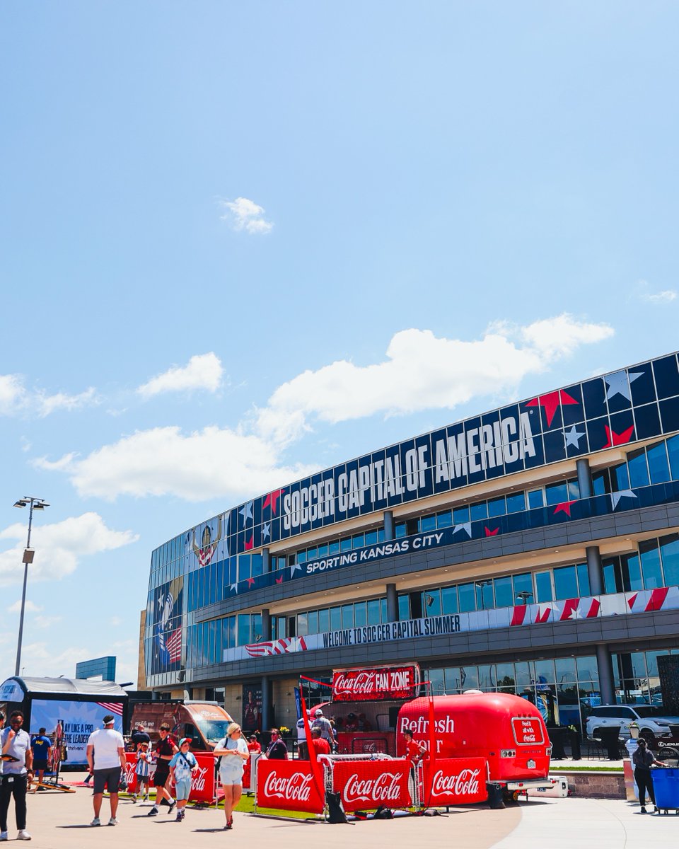 SportingKC's tweet photo. That's a wrap on Day 1 of #SoccerCapitalSummer! See you back for more games, memories and fun tomorrow.

🎟️ https://t.co/xKdot4WNlS https://t.co/S7WmTfGLZM