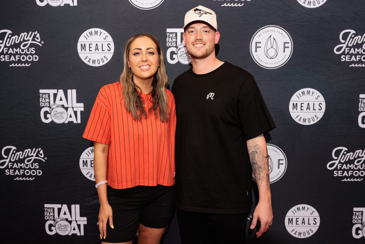 JessieSchaffer_'s tweet photo. great night from this guy https://t.co/qucJI1vMn2