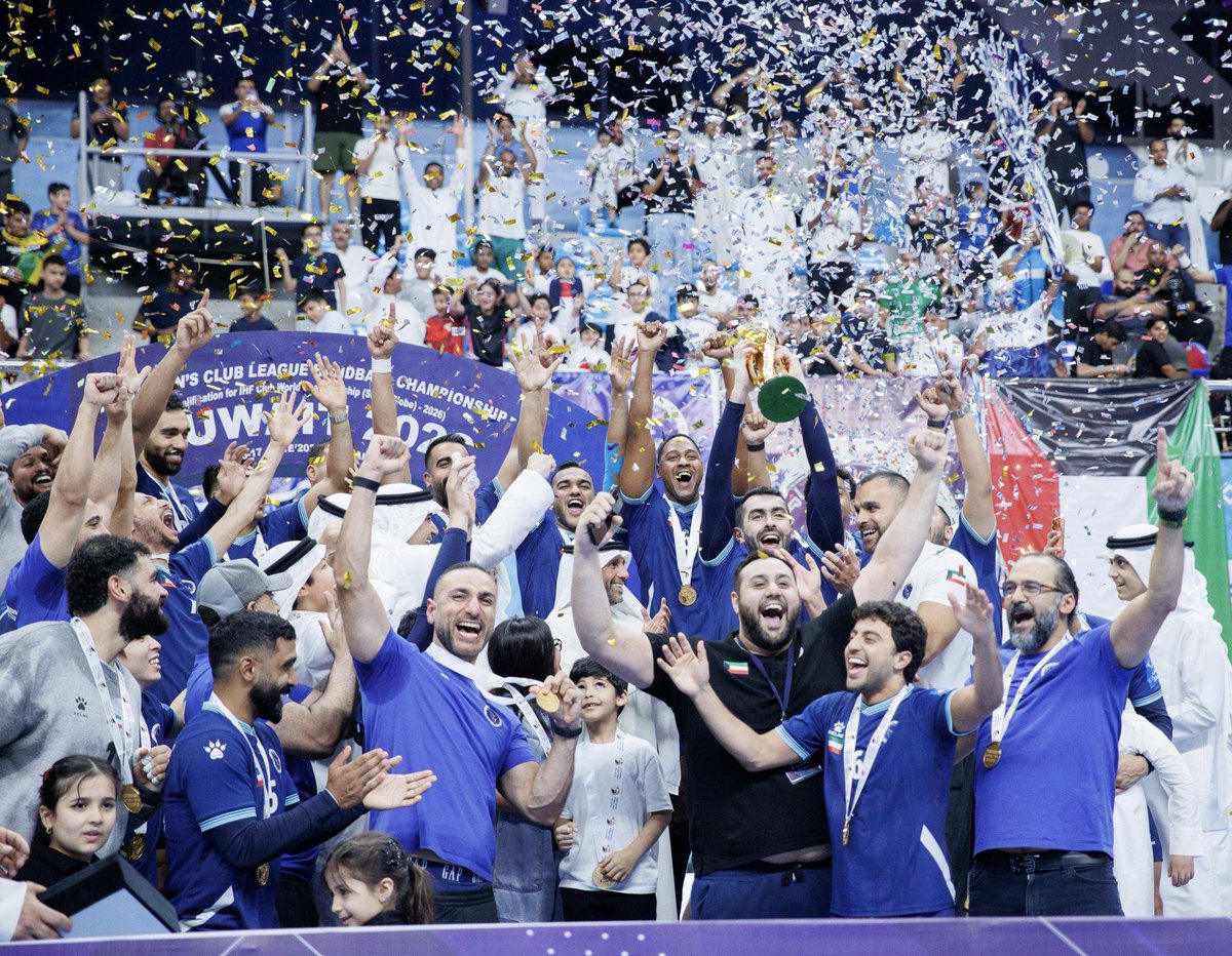 ekwte's tweet photo. #كاظمة انتزع بطولتين محليتين من كبير الكويت

#برقان انتزع البطولة الآسيوية من كبار آسيا

⚠️ درس إلى الفاشلين :
تقدر تنجح وتحقق بطولات و ألقاب
مثل كاظمة و برقان بس اشتغل .. اشتغل ! https://t.co/ORPsHlSHaT