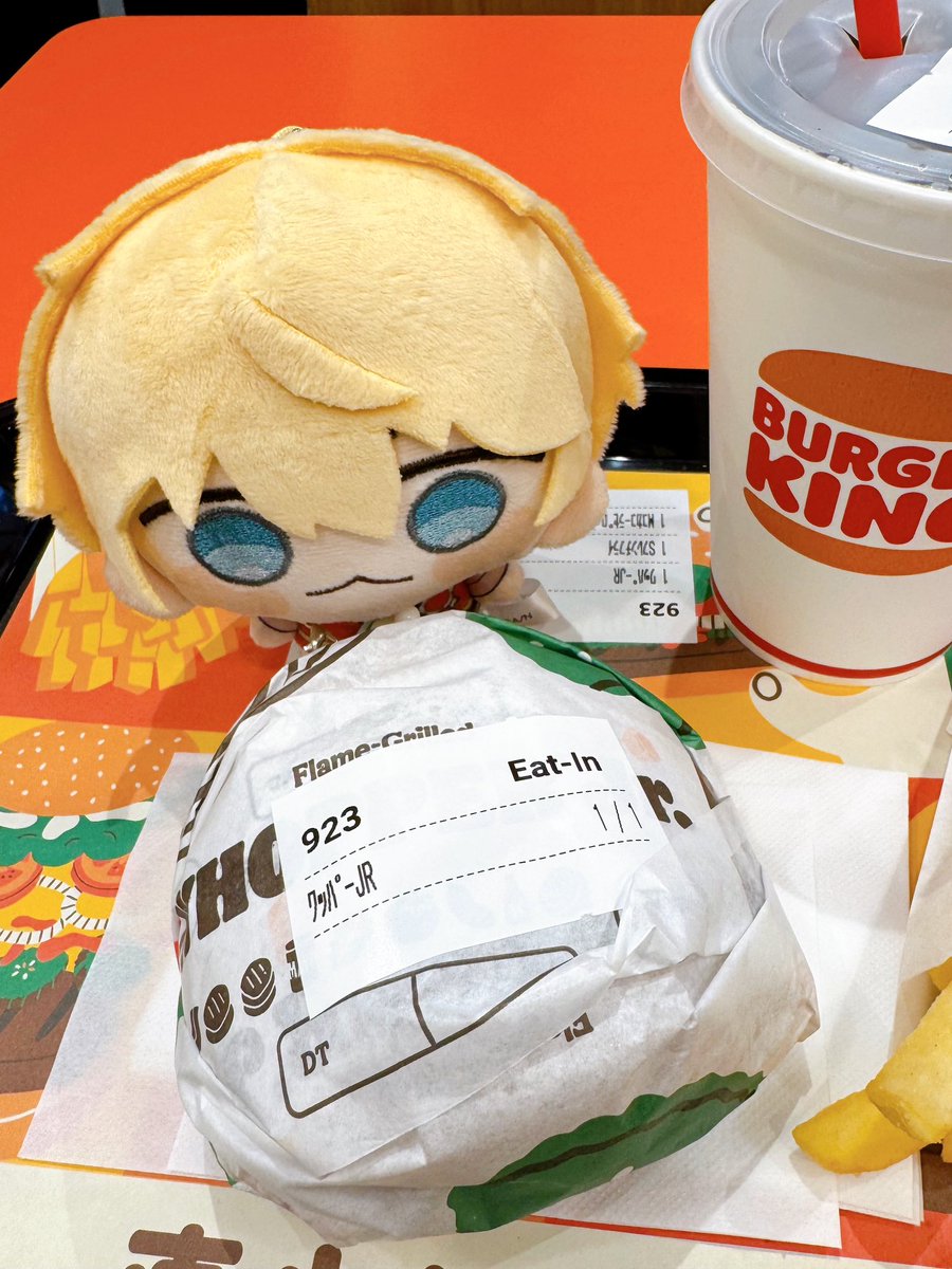 ab9_9ky's tweet photo. えびおーワッsじゃなくてワッパーだよー🍔 ⸝⸝꙳健康診断のために我慢してたから久しぶりのジャンキーおいしい( ߹꒳߹ ) #言いたいことがアルビオ https://t.co/jmbKfB9aYn