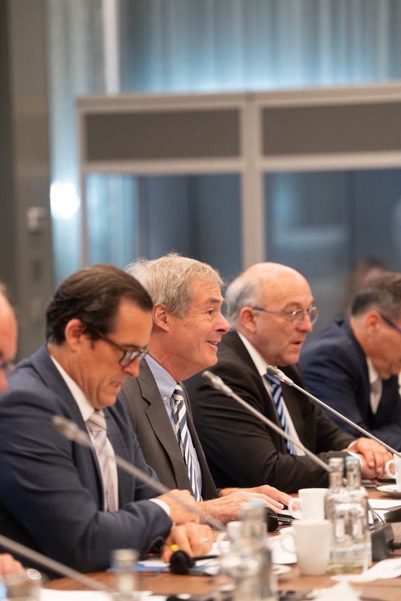 hnpresidencia's tweet photo. Presidente Nasry Asfura fortalece lazos con la Cámara Alemana de Industria y Comercio para impulsar inversión, empleo y competitividad en Honduras https://t.co/eGqLTdkGD5