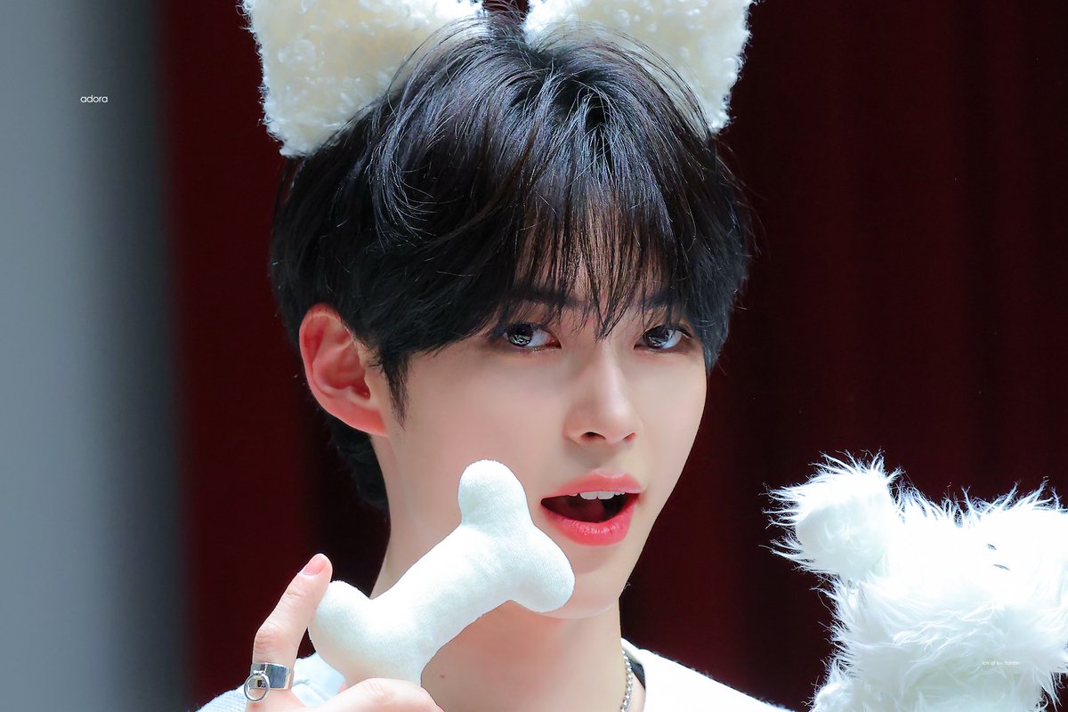 adora0613's tweet photo. 260528
#성한빈 #SUNGHANBIN #ソンハンビン
#제로베이스원 #ZEROBASEONE #ZB1 https://t.co/DYKgSM1nod