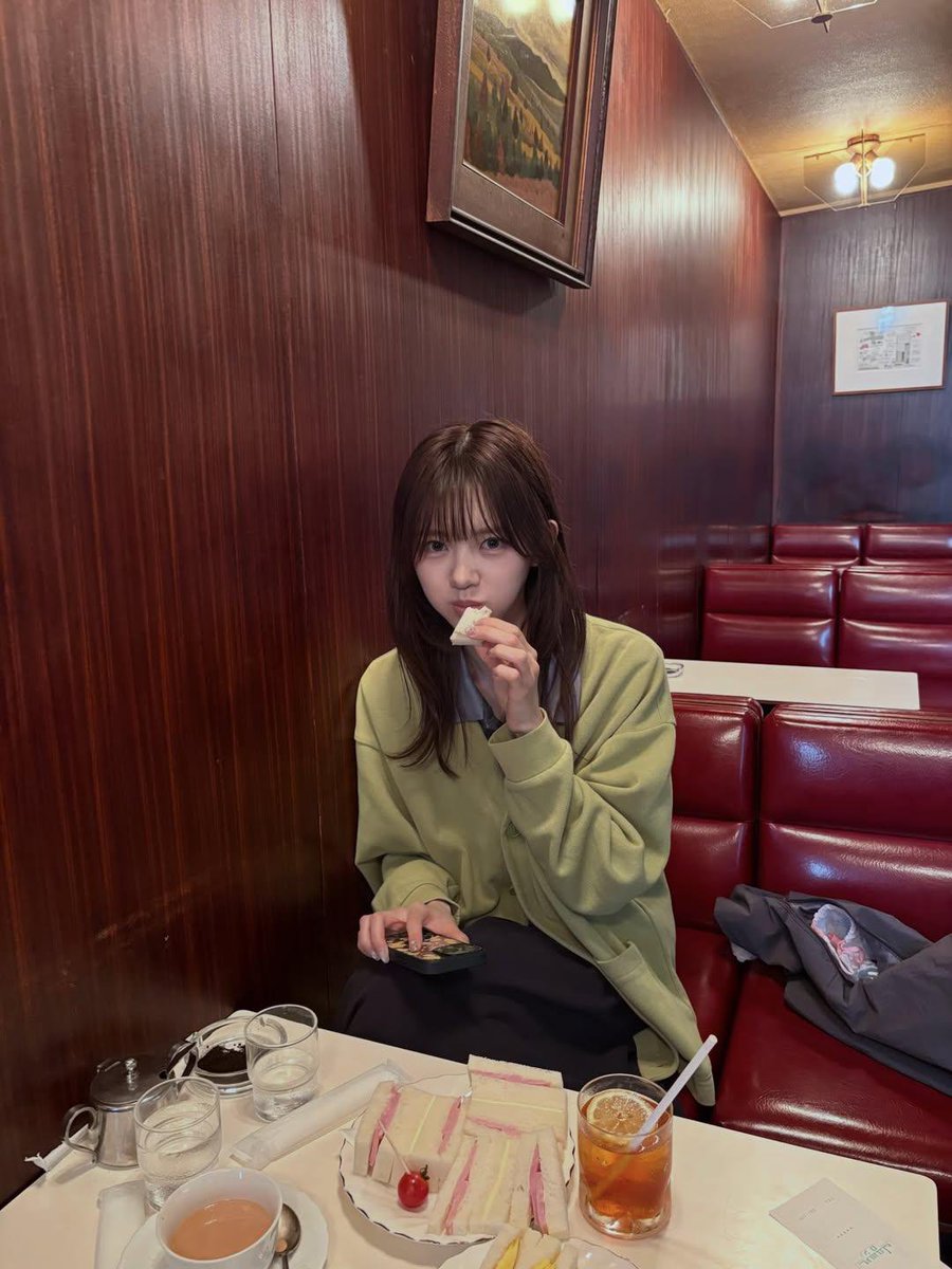 kokoroarchives's tweet photo. 260617 [IG Update] 556.o_ov

(1/4) https://t.co/wIgVUXWnOv