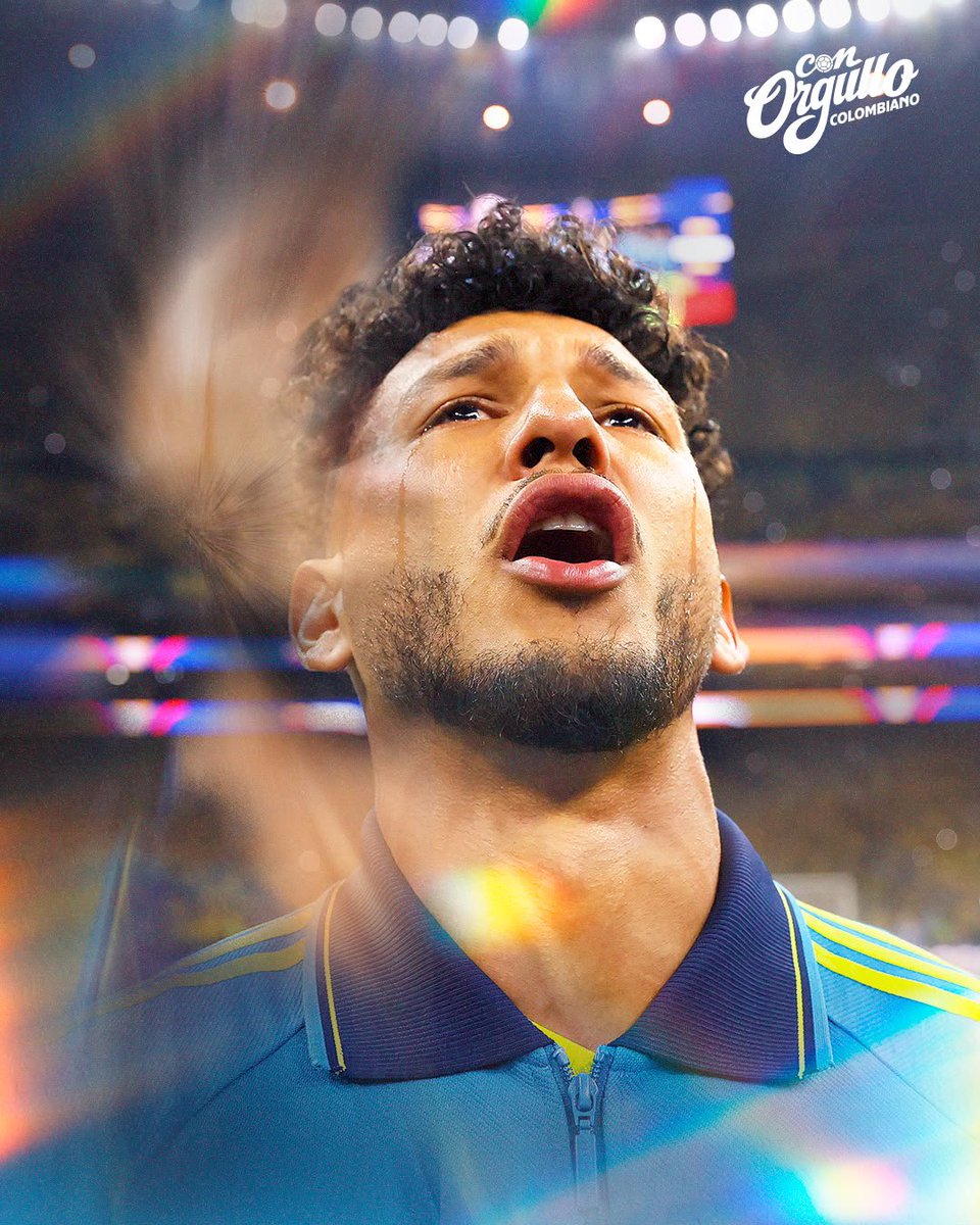 FCFSeleccionCol's tweet photo. 📸 ¡𝑵𝒂𝒅𝒂 𝒄𝒐𝒎𝒐 𝒄𝒂𝒏𝒕𝒂𝒓 𝒄𝒐𝒏 𝒕𝒐𝒅𝒐 𝒆𝒍 𝑶𝑹𝑮𝑼𝑳𝑳𝑶 𝑪𝒐𝒍𝒐𝒎𝒃𝒊𝒂𝒏𝒐! 🇨🇴🥹

El himno desde el Estadio Azteca para todo el país 🗣️

#ConOrgulloColombiano🇨🇴 https://t.co/YP9ayA0jc4