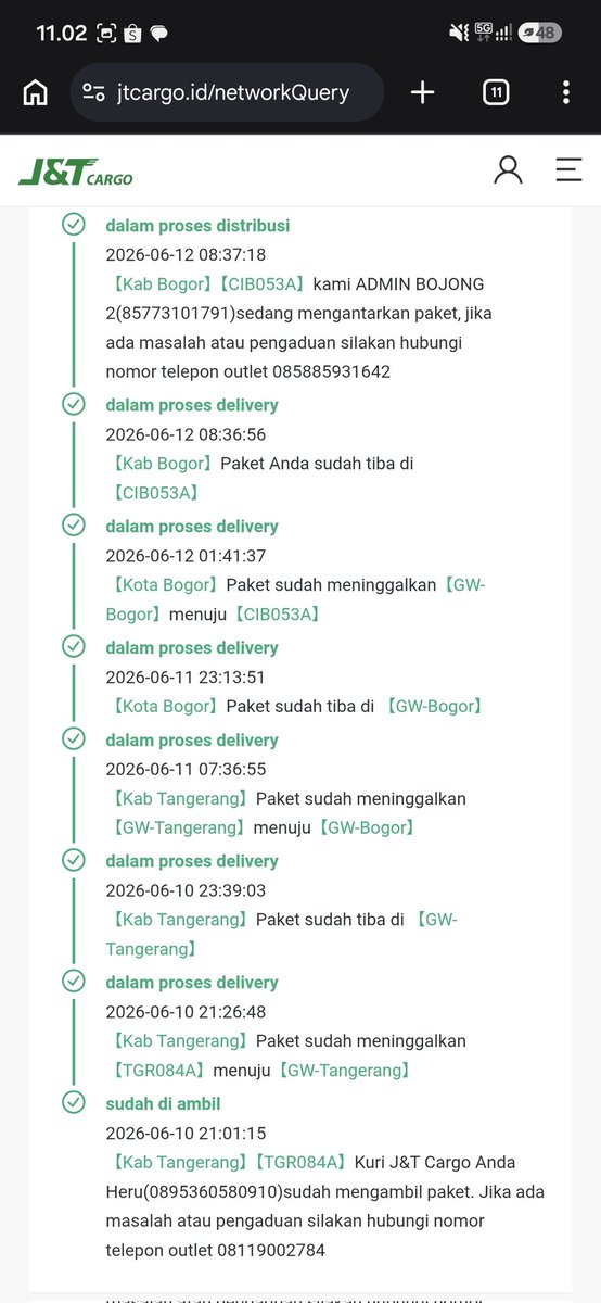 setengahmalass's tweet photo. GILA YA @jtcargoid PAKET GUE UDAH 8 HARI DILEMPAR BOLAK BALIK DI EKSPEDISI.

ANTERIN SEKARANG !!!!
UDAH SAMPE 2X KOMPLAIN LOH GUE KE CS !! https://t.co/ftKieHew7a