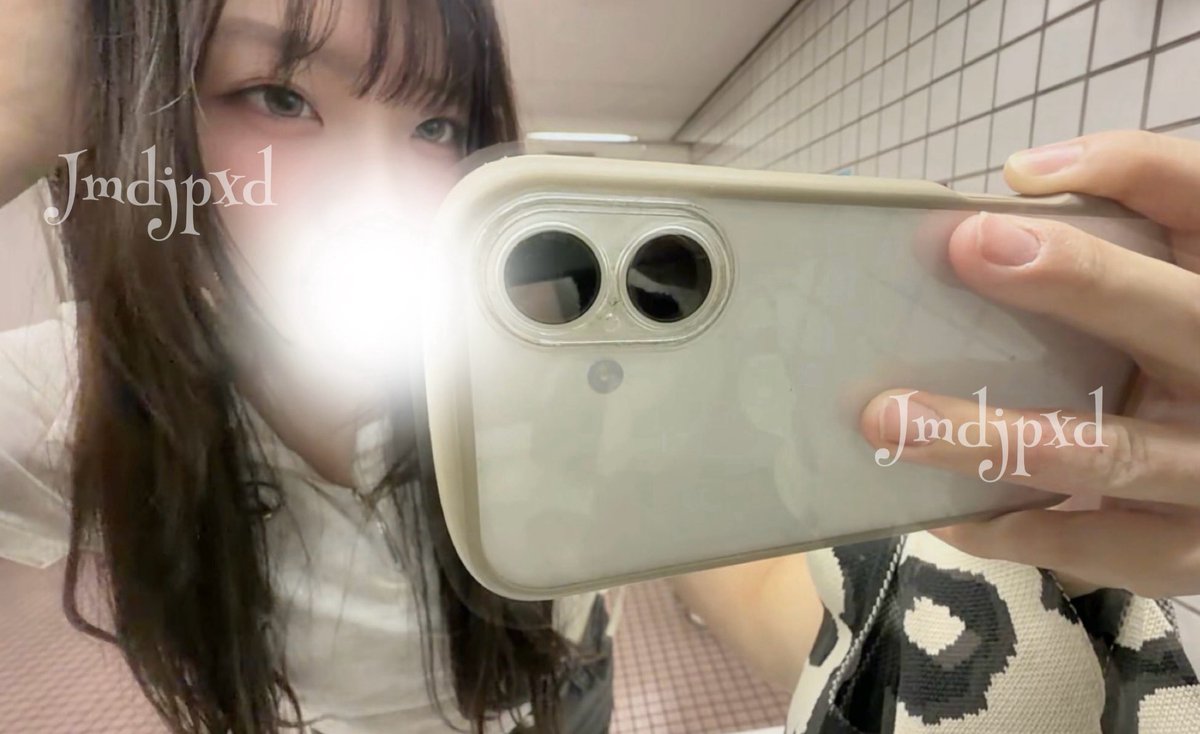 にょき tweet media