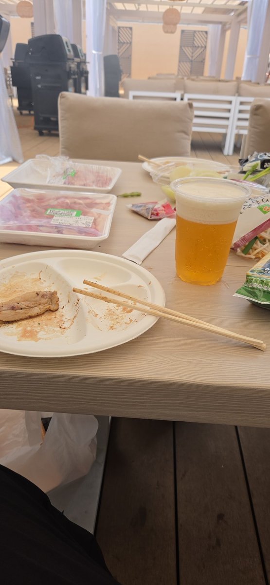 sbg_geist's tweet photo. 肉足りて無いしサン生にトリスとか(クソデカタメ息) https://t.co/6x9OIqLPB2