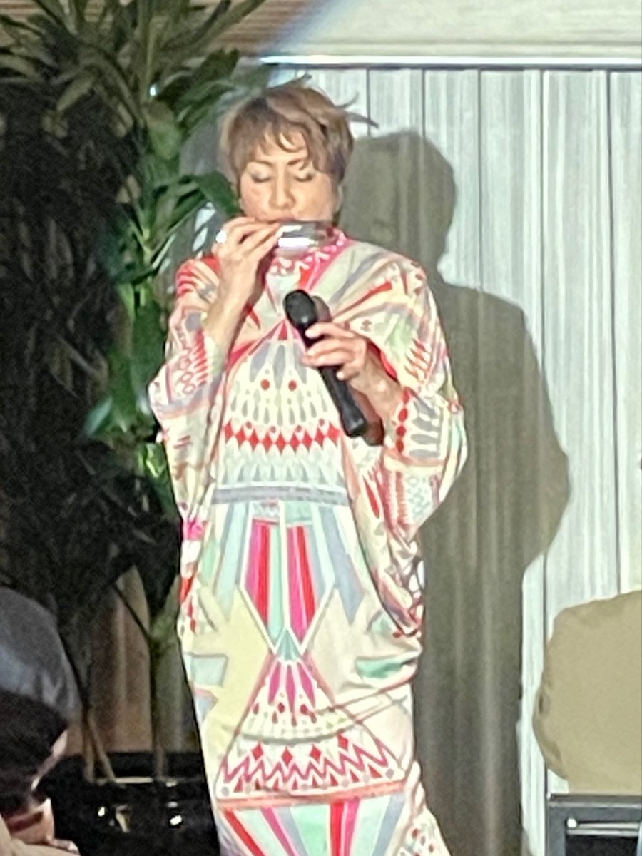 jazz_riyuko's tweet photo. 昨日は宮本倶楽部でのシャンソンライブ、プロデュースさせて頂きました😊
Vo日野美子さん+Pf多羅紗恵子さんのステージ、とってもステキで思わず聞き入ってしまいました〜🤣
お客様が楽しんでいらっしゃる様子がよくわかり、プロデュース冥利に尽きます。
皆様、本当に有難うございました🙇‍♂️ https://t.co/IC8JfcAgtC