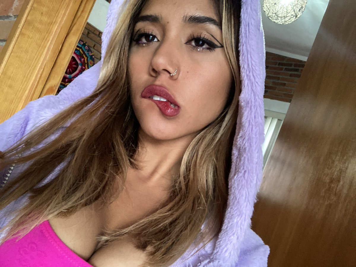 _heeyshakti_'s tweet photo. Verdad que soy tu fav?!✨💕
Verdad que eres mío? 😈😈😈🔥

RT para contenido GRATIS https://t.co/37kiT78a1k