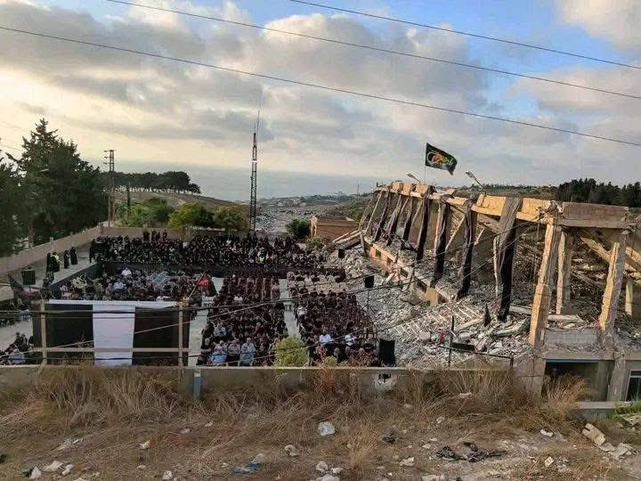 MaryanaRammal1's tweet photo. الجنوب مصداق قول
"يُفعل بنا ذلك ألف مرّة ما تركناك يا حسين"💛💚 https://t.co/iVfjkwZhqh