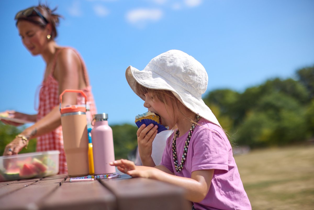 ExploreEssex's tweet photo. It's #InternationalPicnicDay!
Pack up your favourite treats and enjoy lunch outside. 🧺 🍓
From scenic #LakesideViews to beautiful #OpenMeadows, #EssexCountyParks have plenty of #PerfectPicnic spots to discover.
Find your next outdoor dining destination https://t.co/btb16vRLbw https://t.co/KhK1AAZrwK