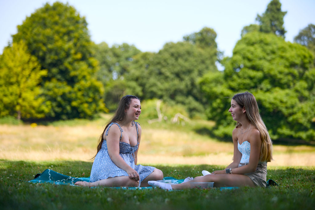 ExploreEssex's tweet photo. It's #InternationalPicnicDay!
Pack up your favourite treats and enjoy lunch outside. 🧺 🍓
From scenic #LakesideViews to beautiful #OpenMeadows, #EssexCountyParks have plenty of #PerfectPicnic spots to discover.
Find your next outdoor dining destination https://t.co/btb16vRLbw https://t.co/KhK1AAZrwK