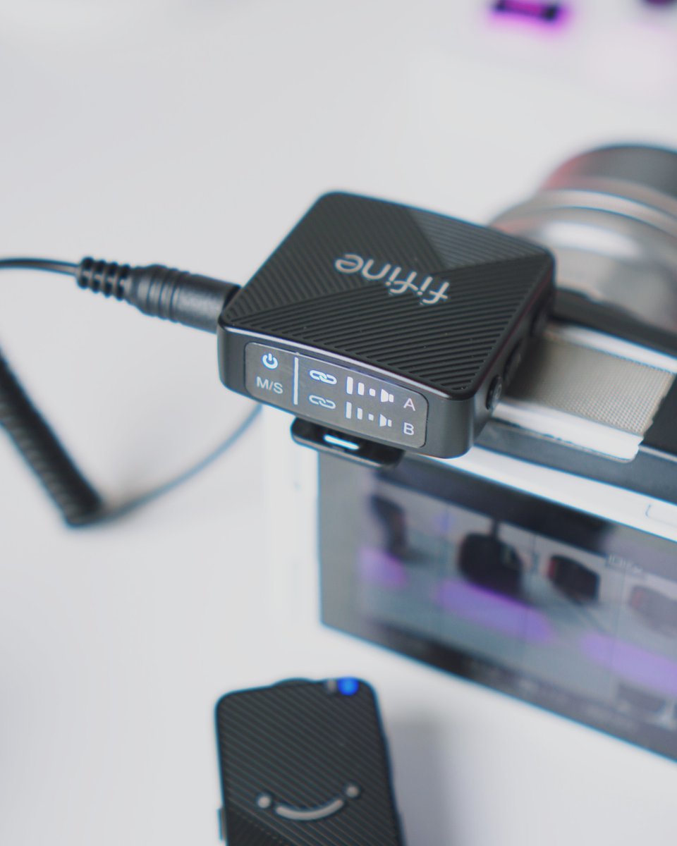 fifinejp's tweet photo. カメラは映像を残す。
M9は、その瞬間の声を残す🎙️📷
カメラ接続対応だから、
旅Vlogもレビュー動画も、
もっとリアルに。
#FIFINEM9 https://t.co/EEBraov0B2