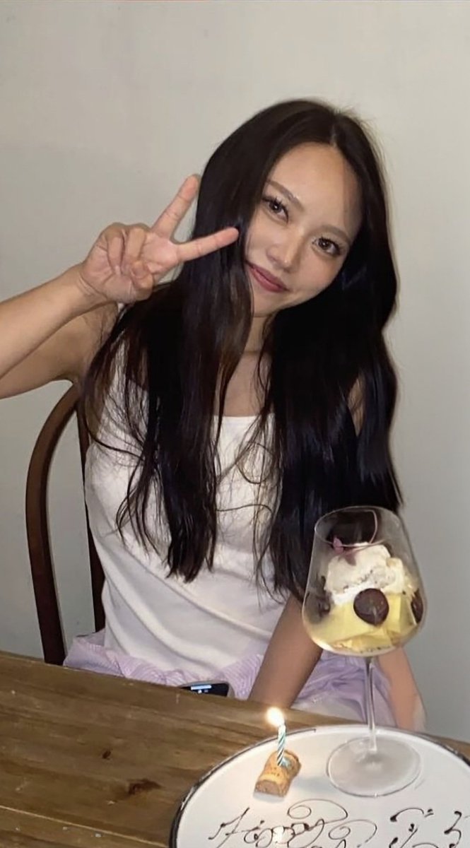 etAHKQ0W0585AT's tweet photo. 入戸野　さき
山梨県昭和町　26歳　看護師

#裏垢女子　 #拡散希望 https://t.co/JYLKiqef8a