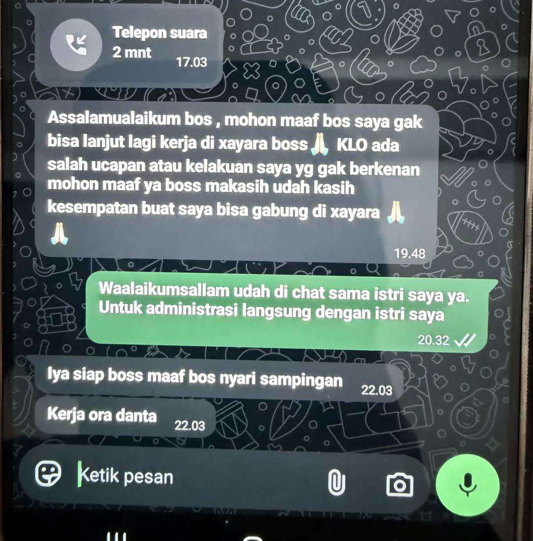 Txt Random tweet media