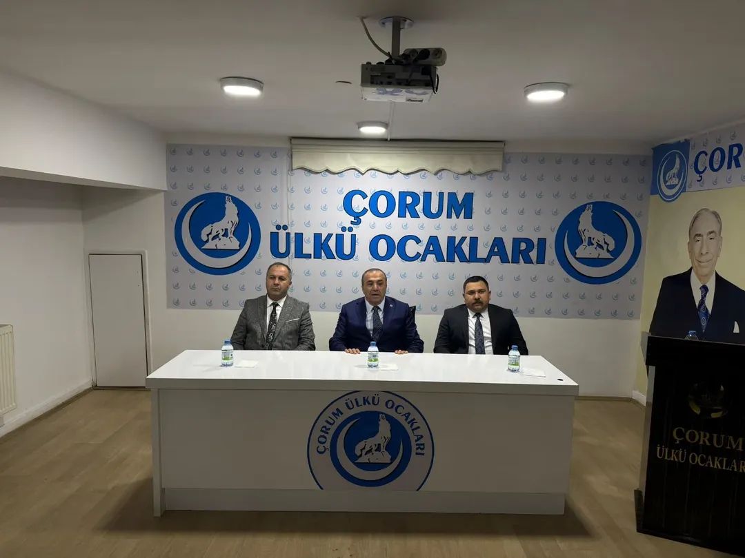 mhpvahitkayrici's tweet photo. Ülkü Ocakları Türk Milletinin 57. Alayıdır. Ülkü Ocakları vatanın zaptedilmemiş son kalesidir. 
Ülkü Ocakları emperyalizmin devşiremediği Türk çocuklarının otağıdır.. 

Rahatsız olmanız şeref  verir

Yaşasın Ülkü Ocakları. https://t.co/7pDUmnzbSE