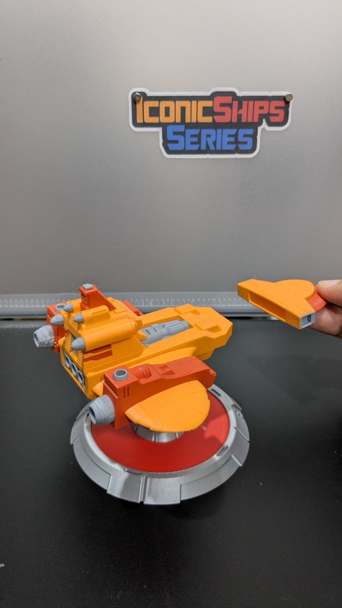 FunbieStudios's tweet photo. And with this also being the 40th anniversary of Transformers the Movie, it felt apt to "re-master" the Autobot Shuttle in full color print goodness for TFCon too! π
#transformers #TFConToronto #TFCon2026 #FunbieGoesToTFCon #transformersthemovie https://t.co/j3Tcq4ZPYO