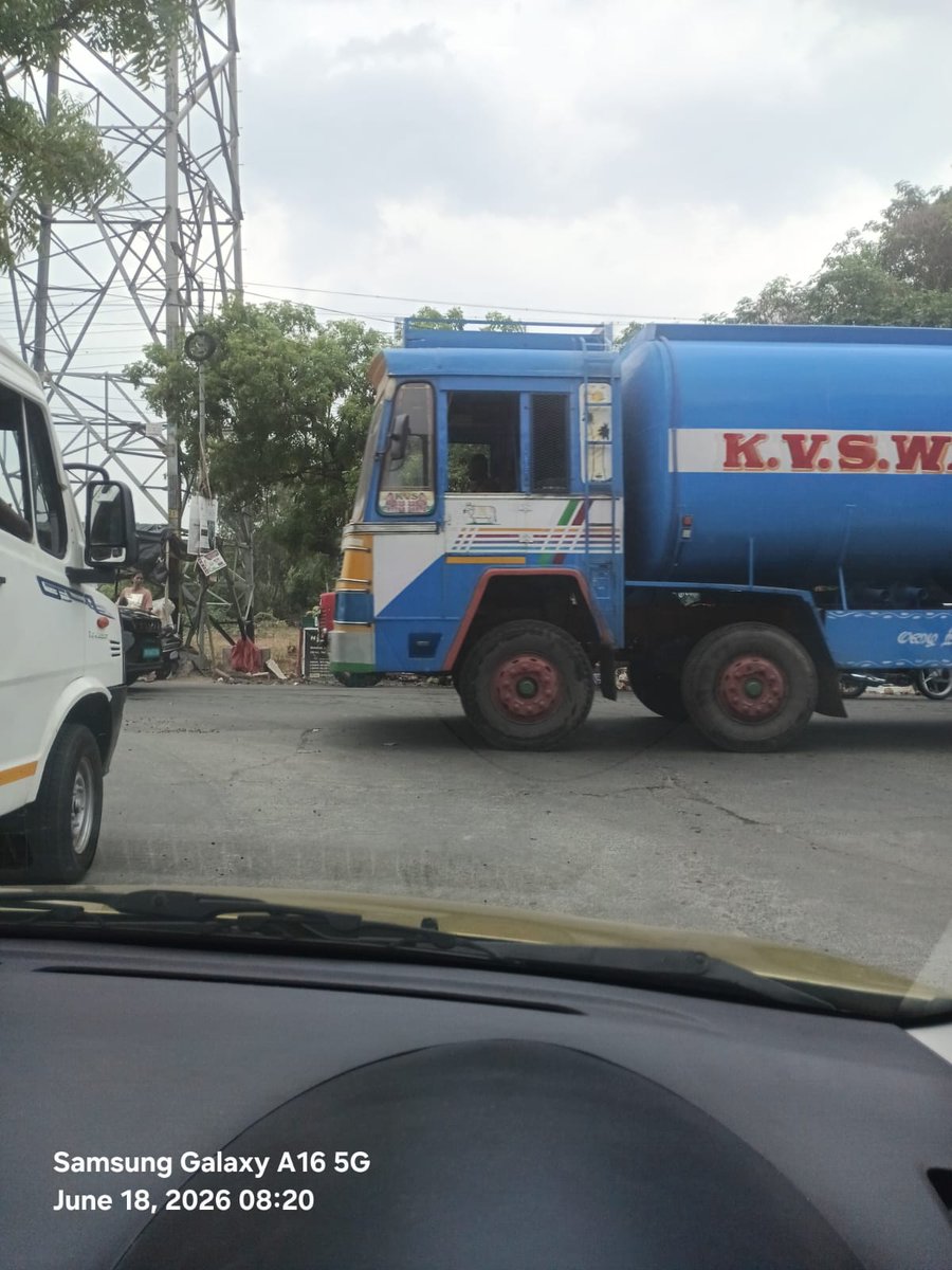 SafetyBhs's tweet photo. @COPTBM Heavy vehicles still plying IN Nookamapalayam during school peak hours, already submitted several petitions, recent accident occured, https://t.co/mLOSWDzOaw 

Even after a tragic accident.@CMOTamilnadu @TamilanParthib1 @TVKVijayHQ @Chief_Secy_TN https://t.co/VgeBwk5xmk