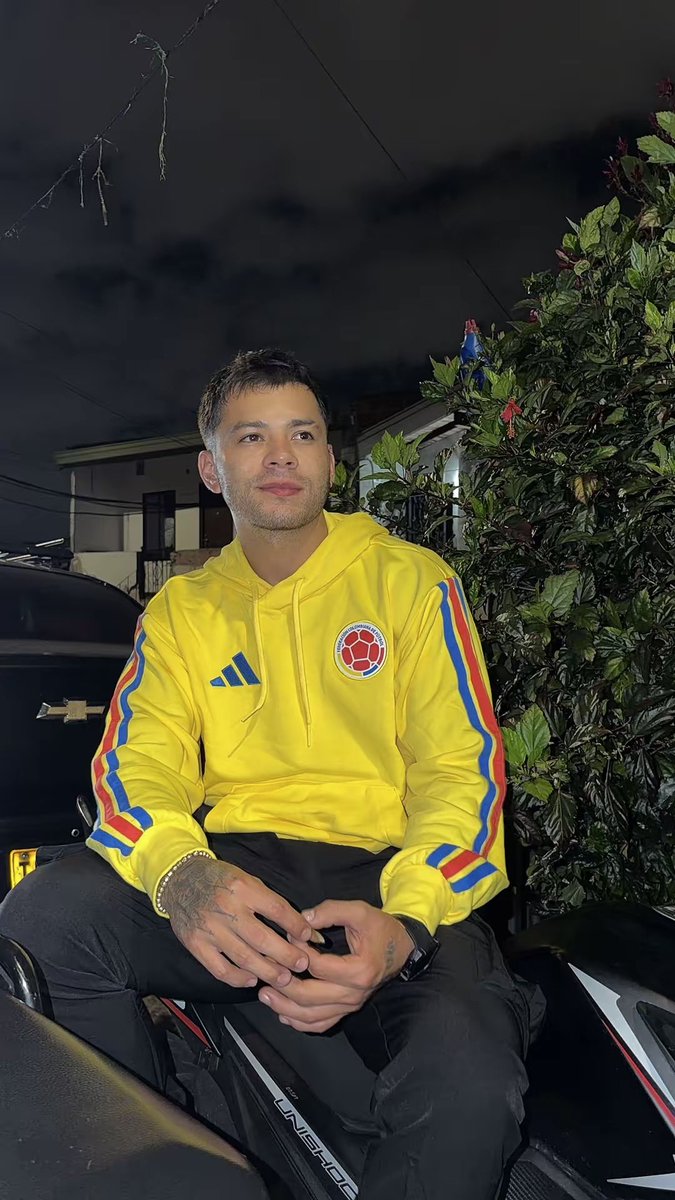 j_andy999's tweet photo. #🇨🇴
#Rt https://t.co/VS2j250GtF