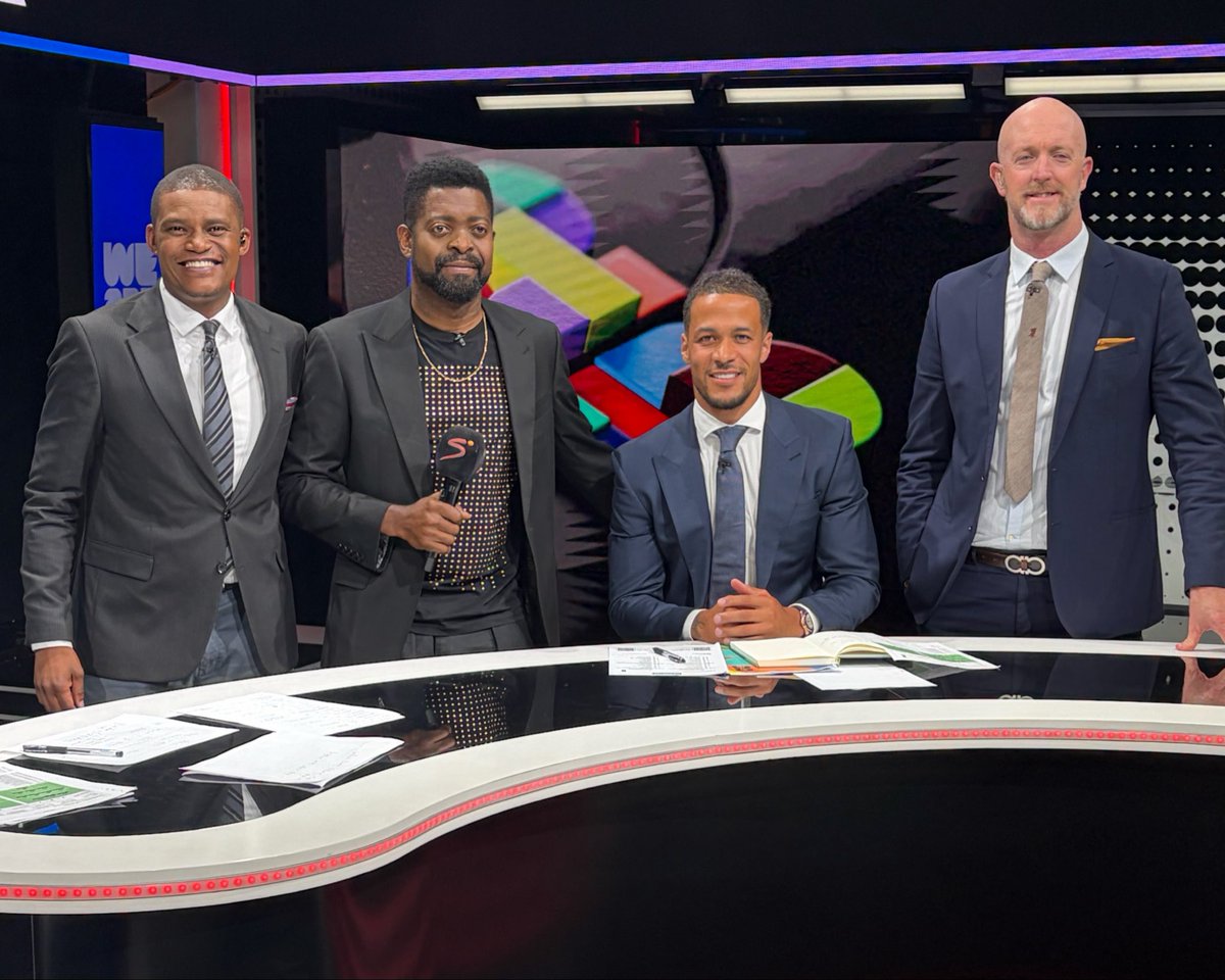 andrewkabuura's tweet photo. Stars everywhere. Thank you for joining us again Africa. 👊🏿

⚽️ Ghana 🇬🇭 1-0 Panama 🇵🇦 
⚽️ Uzbekistan 🇺🇿 1-3 Colombia 🇨🇴 

That’s the end of match day 1 at #DstvFifaWorldCup26 https://t.co/9AImZ8Dpij