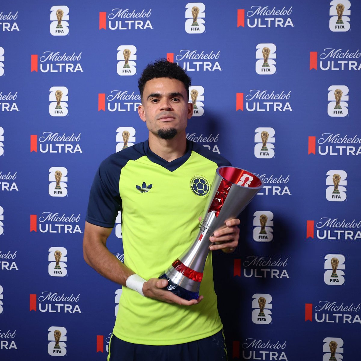ActuFoot_'s tweet photo. 🚨 OFFICIEL ! LUIS DIAZ 🇨🇴 EST ÉLU HOMME DU MATCH FACE À L'OUZBÉKISTAN ! 🌟 https://t.co/MoXvD39ihj