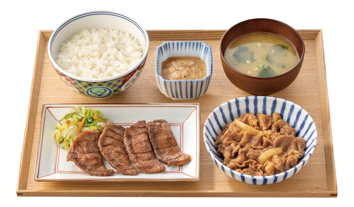 oricon's tweet photo. 吉野家『牛たん・牛皿御膳』本日発売🧡
食べごたえある"厚切り"牛たん復活
https://t.co/f48Im4depz

🍚価格（全て税込）
4切れ：店内 1,207円　8切れ：店内 1,757円 https://t.co/v9r31OFxbt