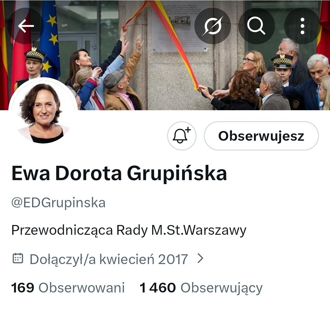 szachmad's tweet photo. Poza kolejnością z usług w Szpitalu Południowym korzystała przewodnicząca Rady Miasta Warszawy Ewa Malinowska-Grupińska, żona wiceszefa KO. 

Ustalamy kolejne nazwiska. https://t.co/NdtBjSqavo