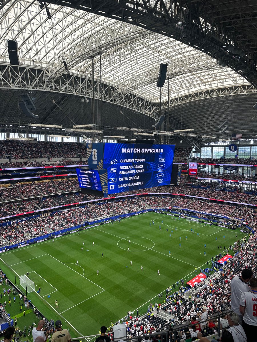GeofferyGulzar's tweet photo. Wow! Great win in Dallas @England 🤩🙌🏾! 

Amazing stadium @ATTStadium 

#FIFAWORLDCUP https://t.co/vL6CEXIDdX