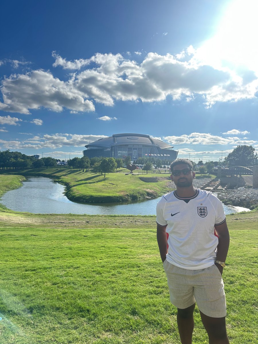 GeofferyGulzar's tweet photo. Wow! Great win in Dallas @England 🤩🙌🏾! 

Amazing stadium @ATTStadium 

#FIFAWORLDCUP https://t.co/vL6CEXIDdX