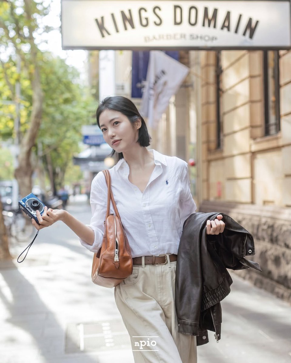 yeeunjjang_'s tweet photo. Shin Yeeun and Hwang Boreum Byeol in new travel show ‘Nemo Travel : Melbourne, Australia’ 

first episode release tomorrow, 19th June at 6PM KST on NPIO youtube channel! FINALLY ❤️🇦🇺🐨🦘

#shinyeeun #신예은 #hwangboreumbyeol https://t.co/E3ow6mNwtb