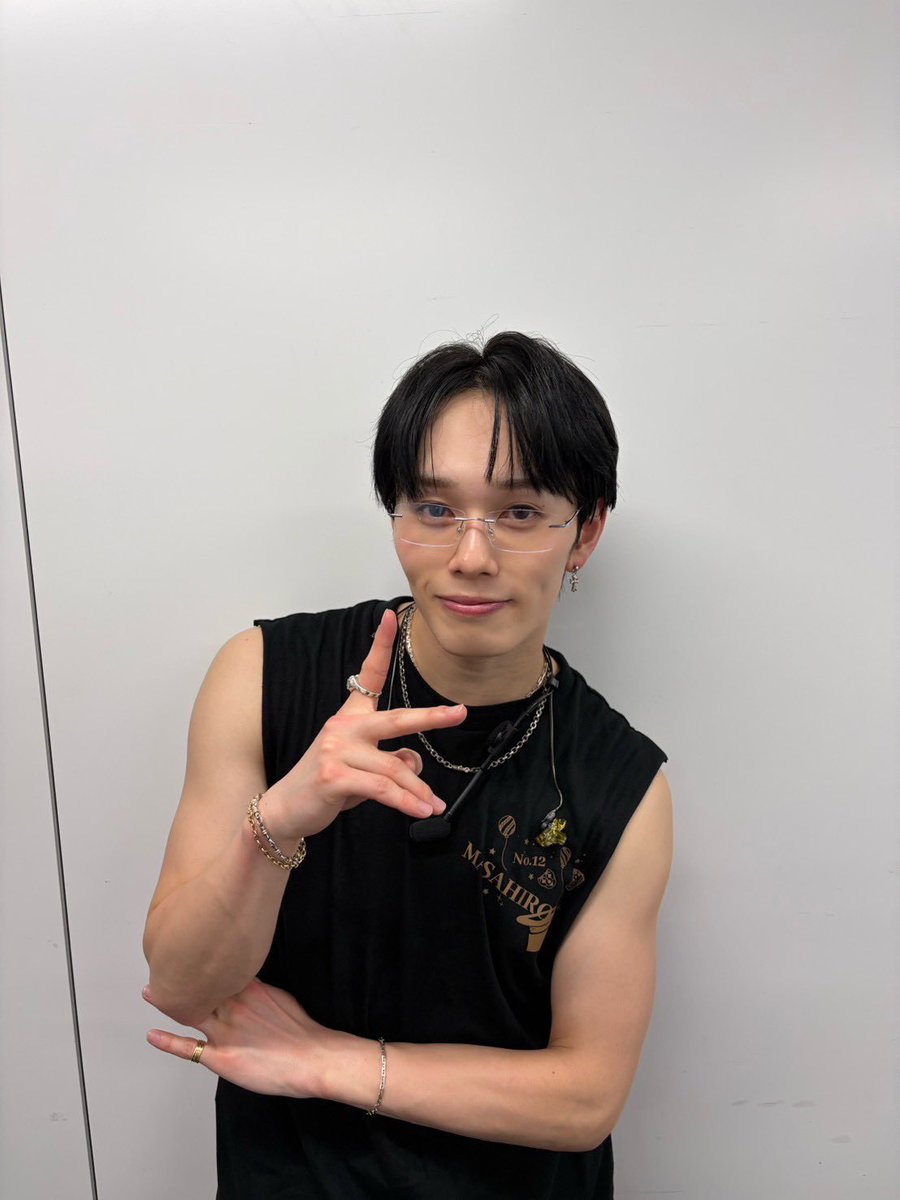bt2354's tweet photo. ｺﾘはもう二次元ビジュなんよ😩😩 https://t.co/saG99lPBIS