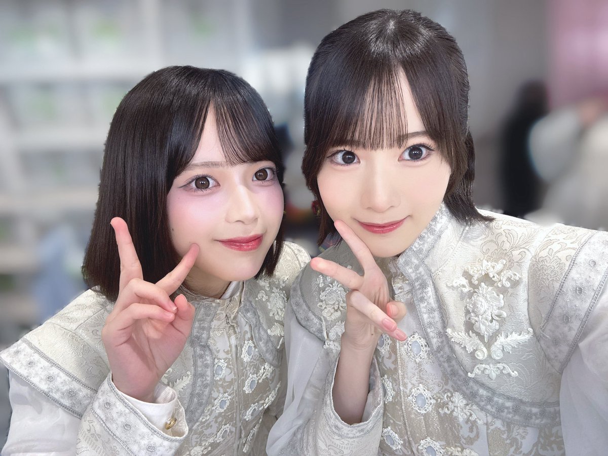 erichan_akb48's tweet photo. かわゆいお誕生日おめでとう🎂
20歳！同い年✊🏻✊🏻 https://t.co/t0yIdkzz1D